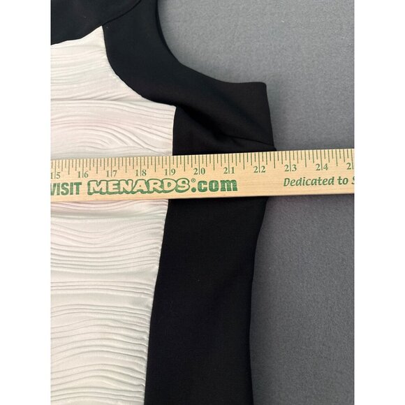 Calvin Klein Black & White Sleeveless Sheath Dress With Wavy Textured Front - Picture 6 of 7
